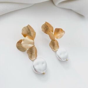 Designer Elegant Gold and Pearl Flower Earrings Brand New Never Worn or Used